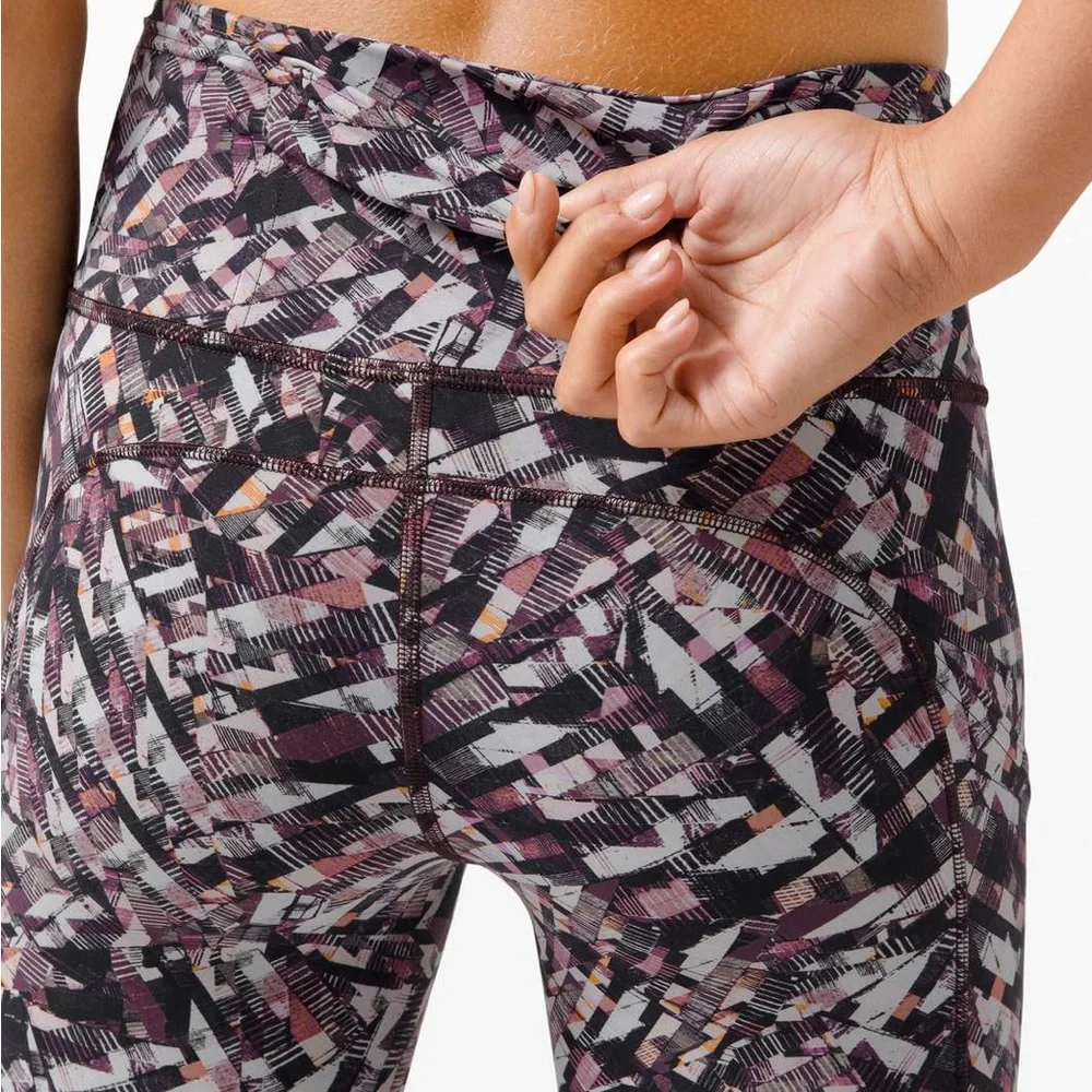 Lululemon Fast and Free Tight II 25